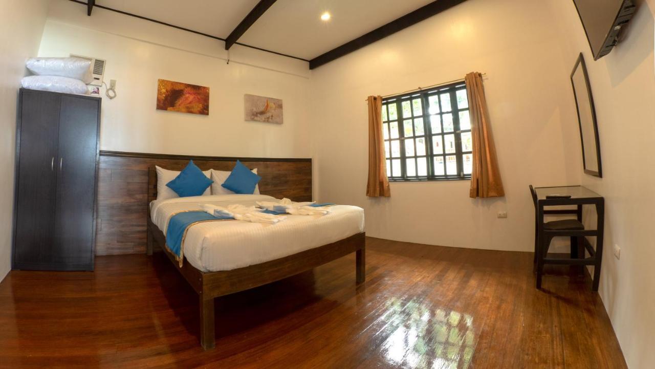 Blue Ribbon Dive Resort Mabini  Bagian luar foto