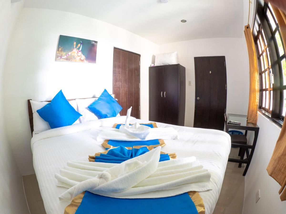 Blue Ribbon Dive Resort Mabini  Bagian luar foto